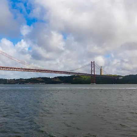 Hygge Living Belem Long Apartment Lisbon